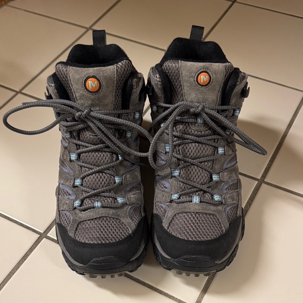 Merrell Gray and Black Women's Hiking Boots
